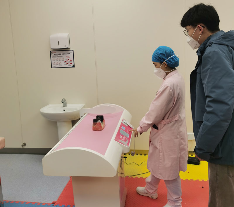 嬰兒身高體重秤可自動(dòng)打印結(jié)果.jpg 嬰兒身高體重秤可自動(dòng)打印結(jié)果.jpg