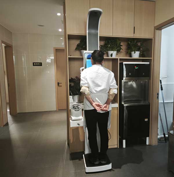 餐廳員工體驗多功能健康一體機